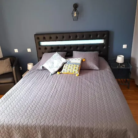 Penzion Room In House - Chambre Independante B, Mer Et Bac A Proximite Le Verdon-sur-Mer